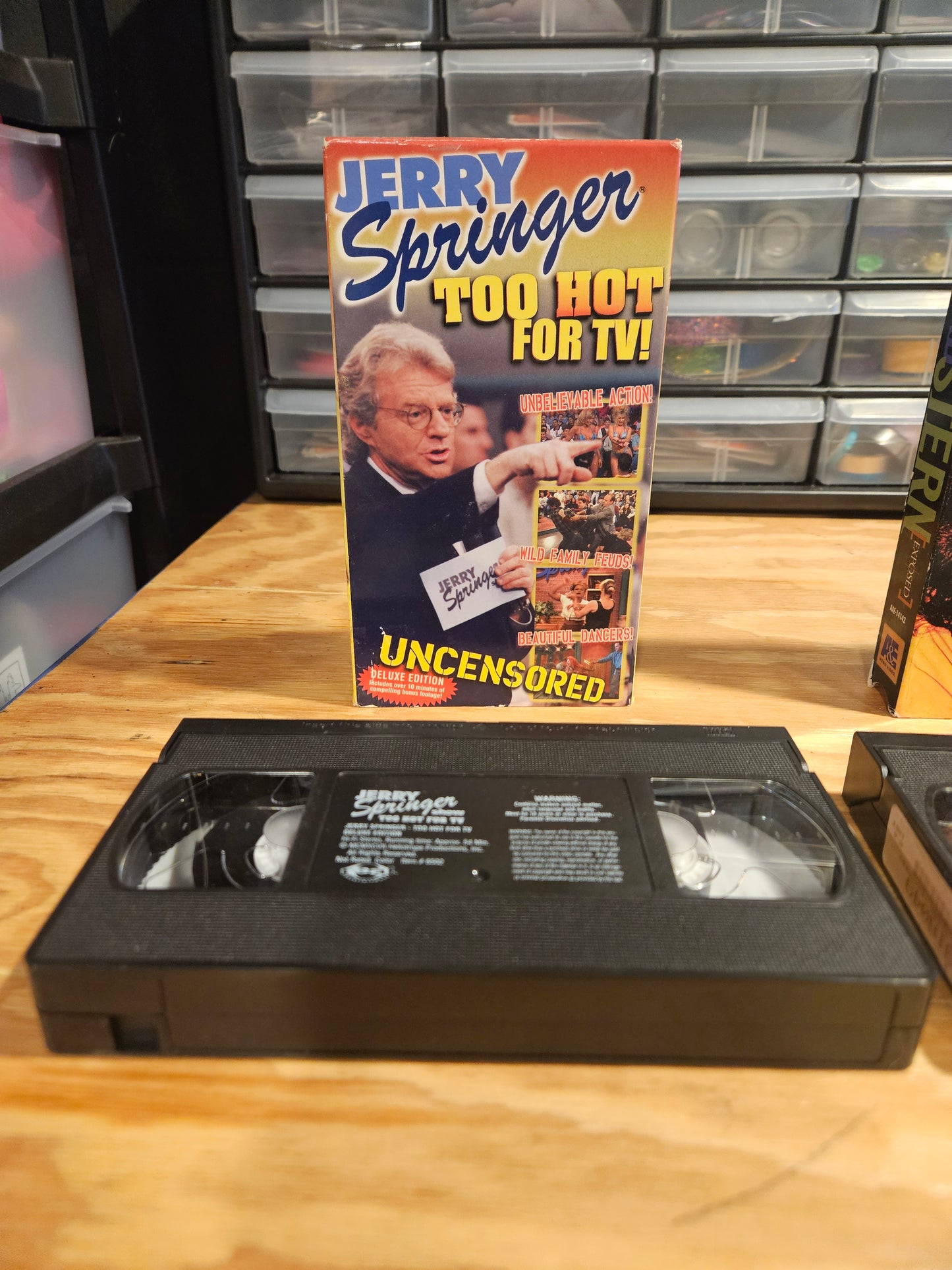 Jerry Springer Too Hot For Tv, Howard Stern, MTV The Real World VHS, Reality TV