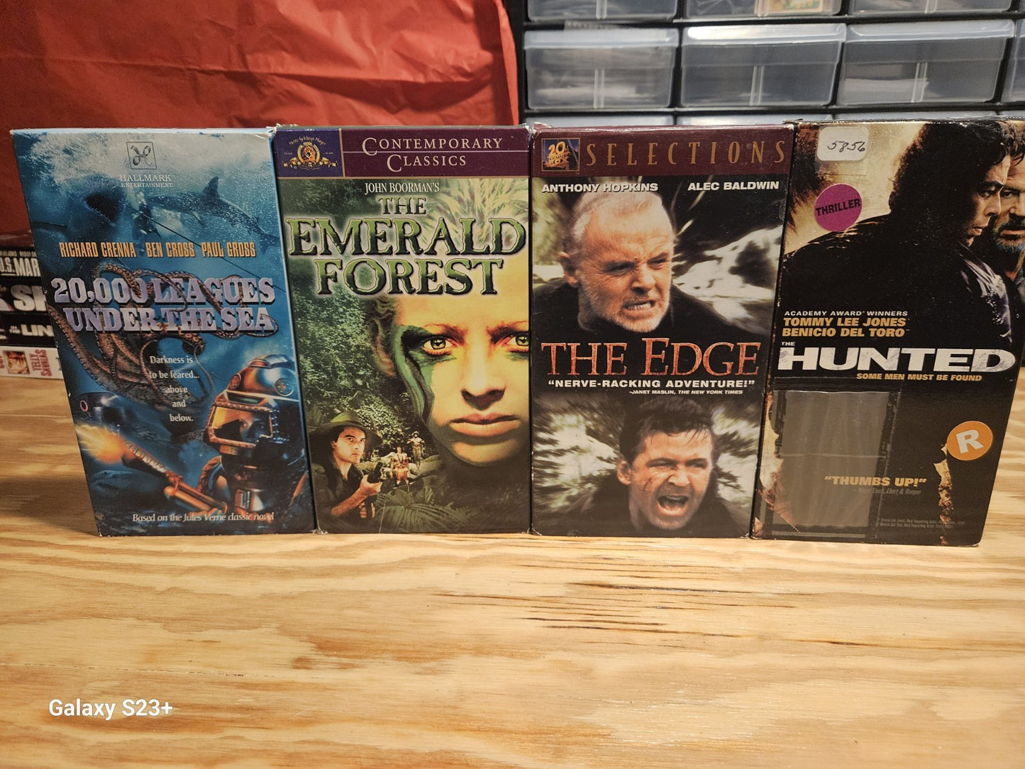 Action VHS 20000 Leagues Emerald Forest, Edge, Hunted MGM 20th Century Paramount