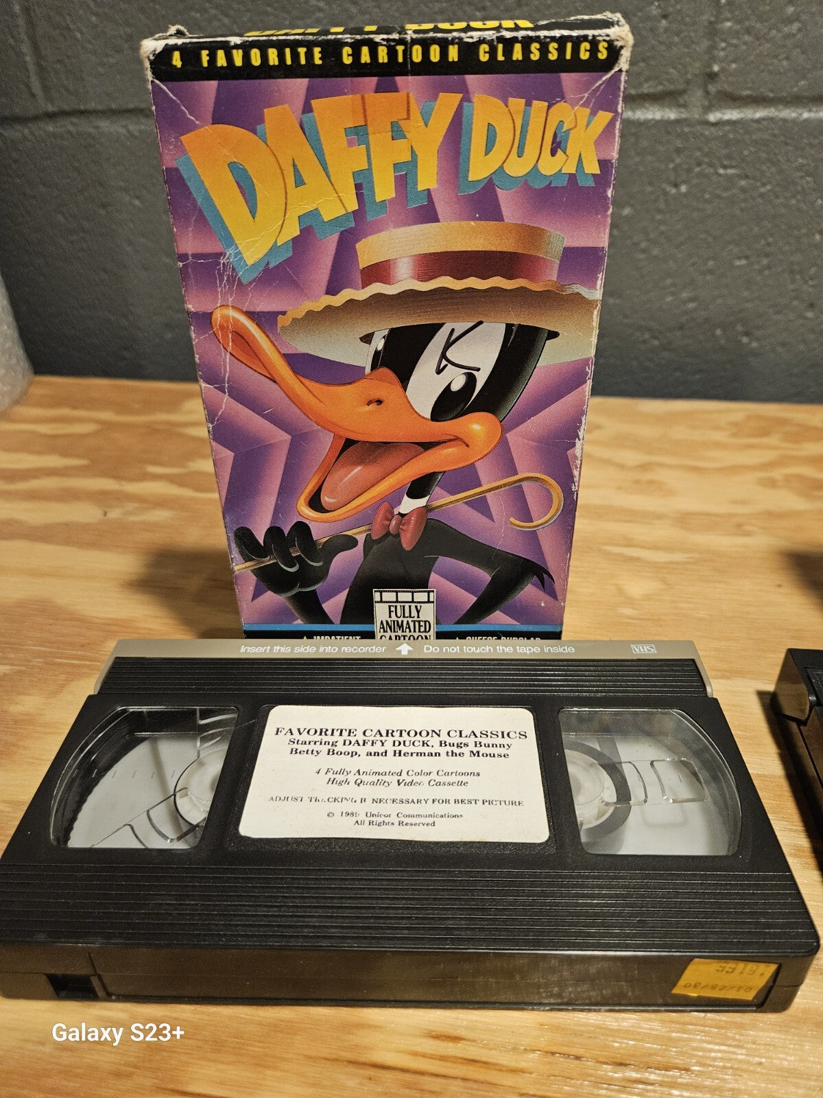 Daffy Duck VHS Set, Favorite Cartoon Classics, UAV Home Video 