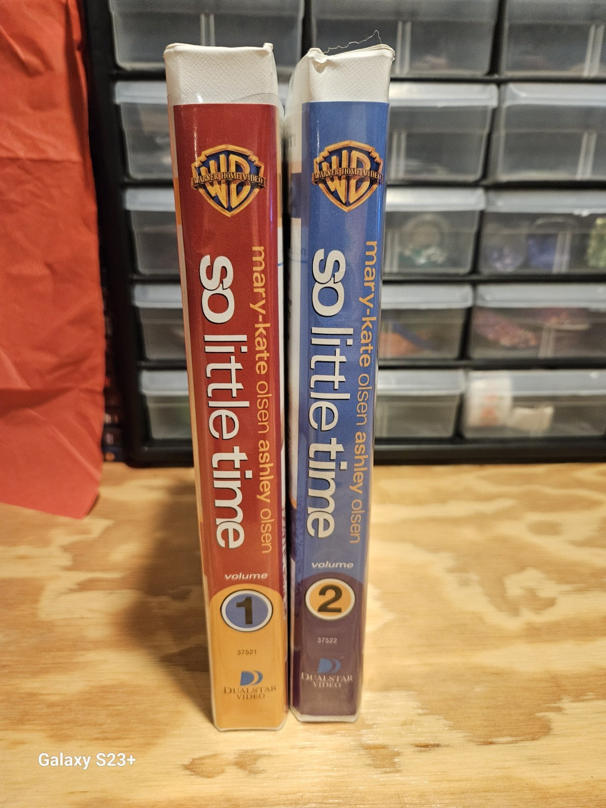 Mary-Kate Ashley Olsen So Little Time VHS Volume 1 & 2, Warner Brothers Dualstar