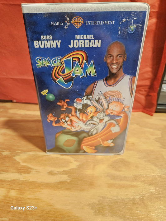 Space Jam VHS Clamshell Michael Jordan Bugs Bunny Warner Brothers Basketball 