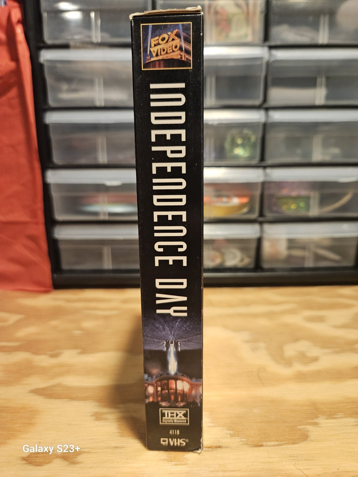 Independence Day VHS 1996 Will Smith Goldblum 20th Century Fox Lenticular Insert