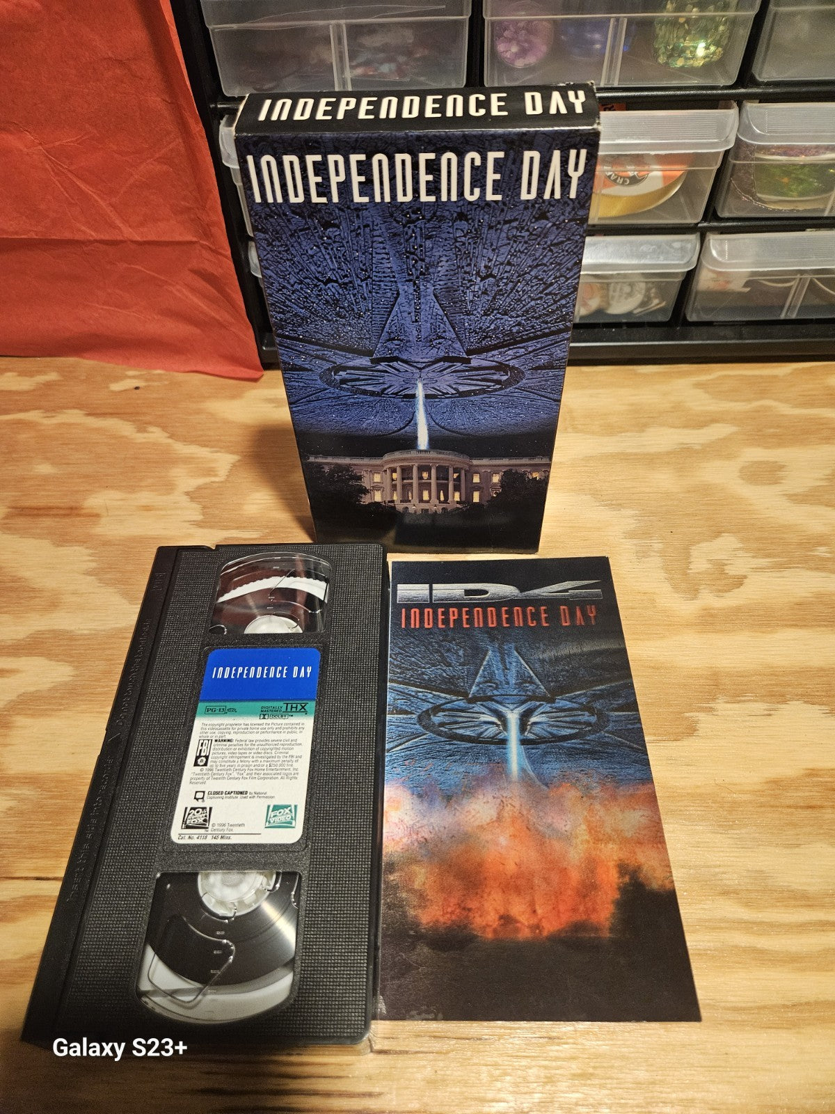 Independence Day VHS 1996 Will Smith Goldblum 20th Century Fox Lenticular Insert