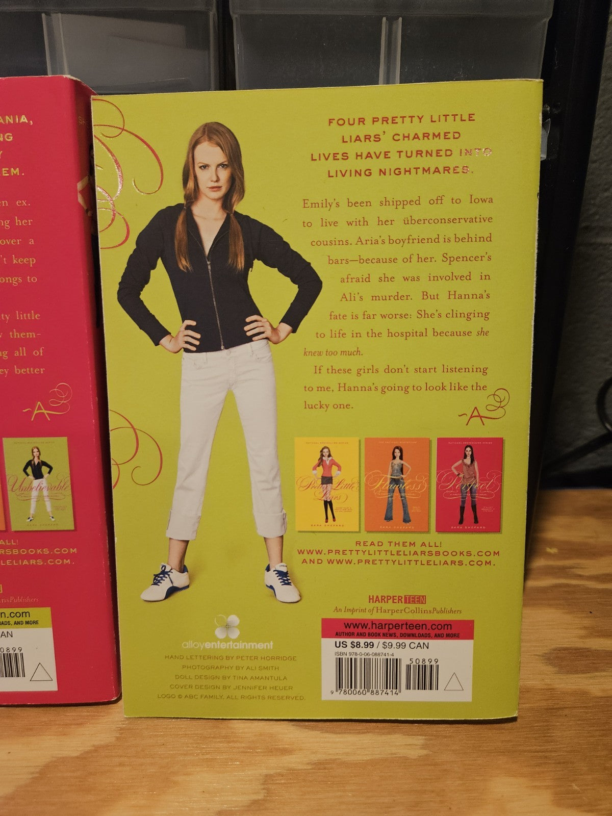 Pretty Little Liars 4 Book Box Set Sara Shepard Paperback Harper Teen ABC