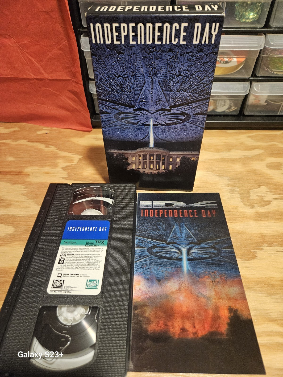 Independence Day VHS 1996 Will Smith Goldblum 20th Century Fox Lenticular Insert