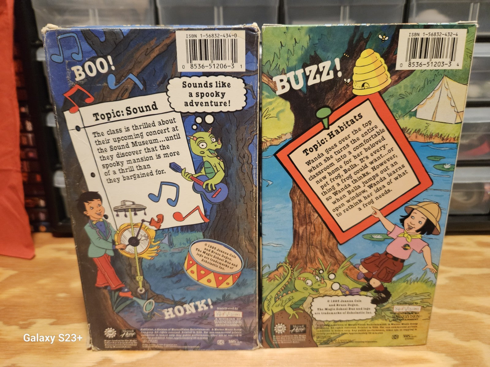 Magic School Bus VHS Lot - Busasaurus, Web, Haunted House, Hops Home, Scholastic