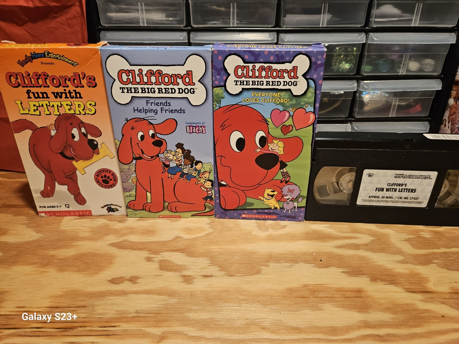 Clifford The Big Red Dog VHS Lot - Letters, Friends, Everyone, F.H.E, Scholastic