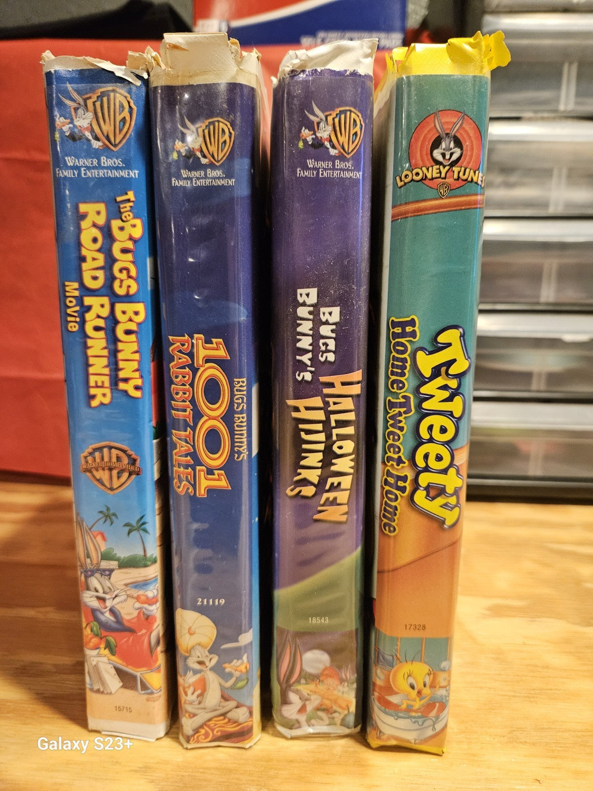 Looney Tunes VHS Lot Bugs Bunny, Taz Sylvester, Tweety, Halloween, Warner Bros