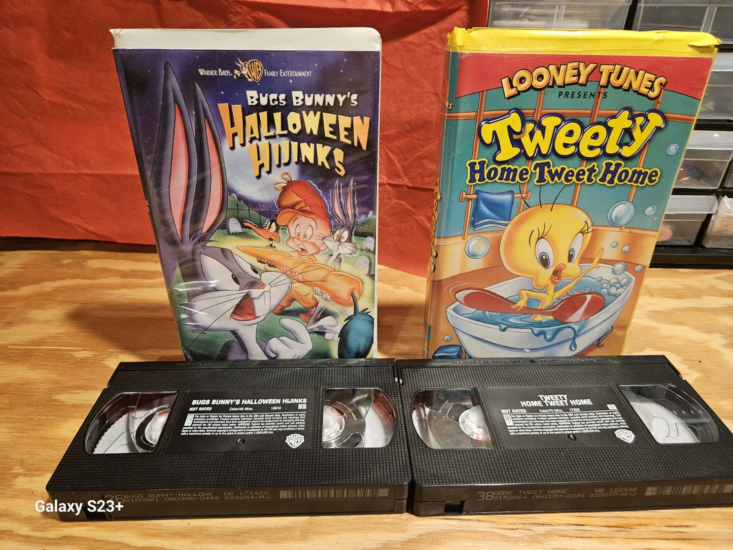 Looney Tunes VHS Lot Bugs Bunny, Taz Sylvester, Tweety, Halloween, Warner Bros