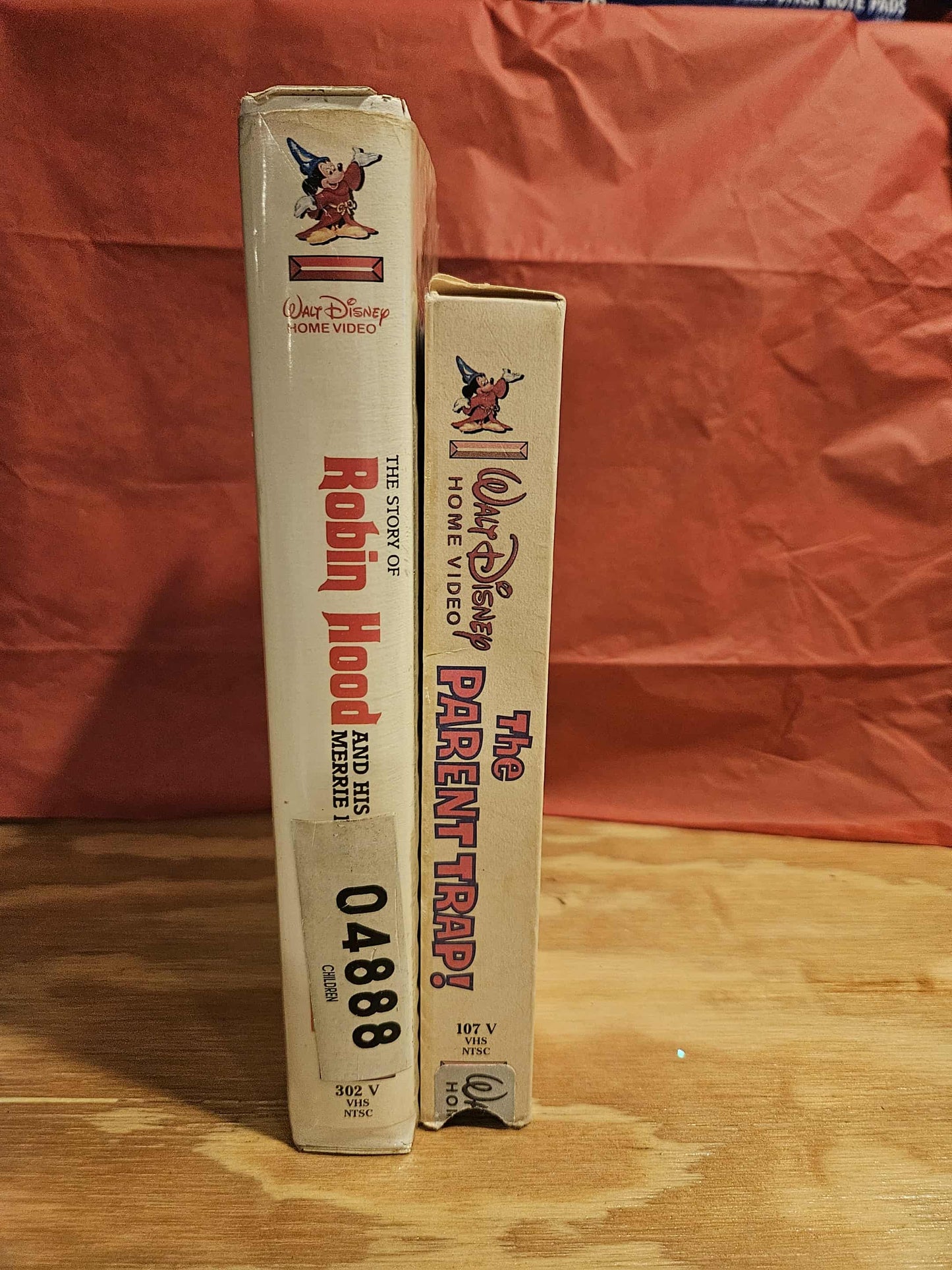 The Story of Robin Hood and his Merrie Men / The Parent Trap VHS set