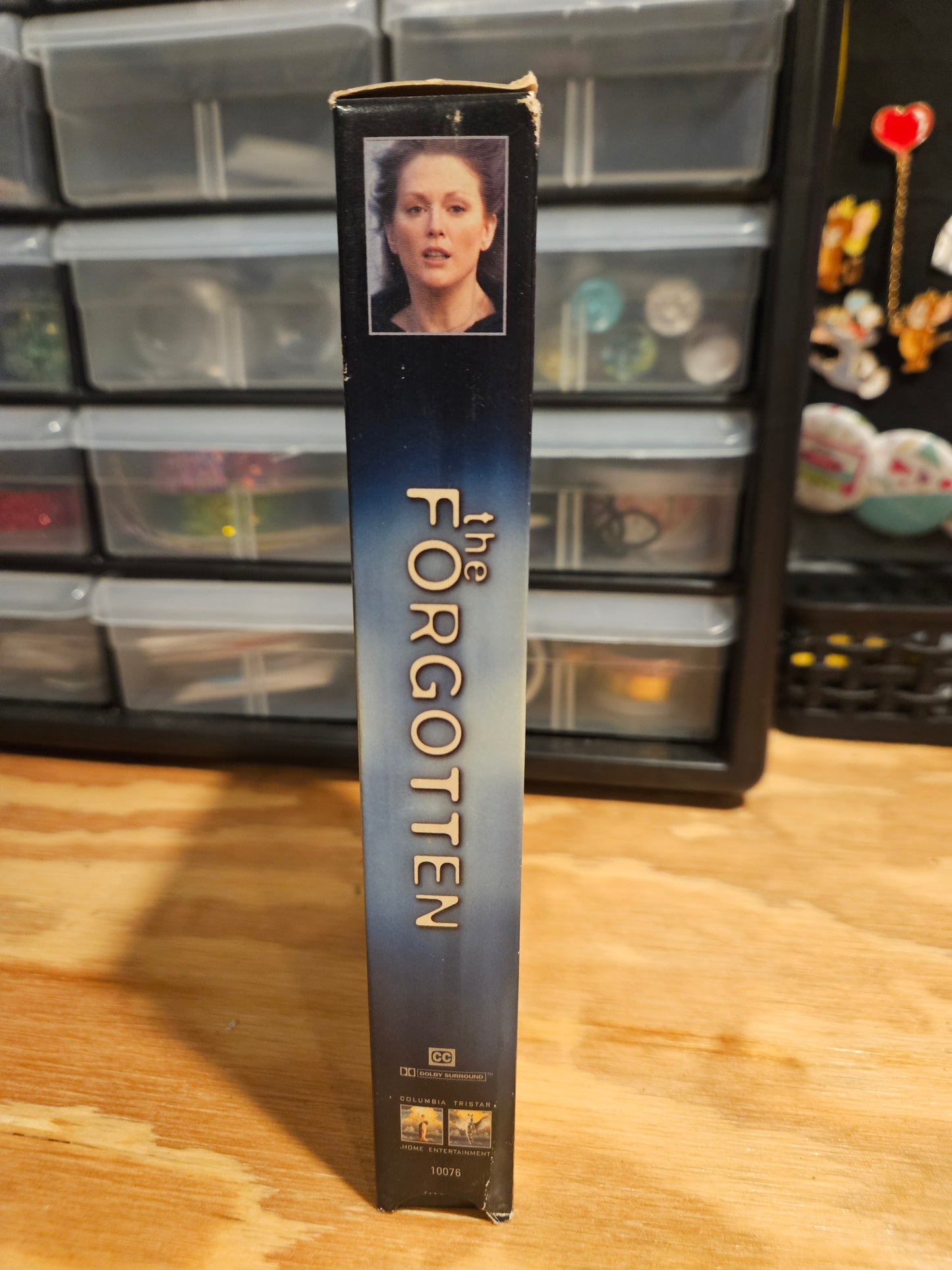 The Forgotten VHS Julianne Moore, Supernatural Thriller