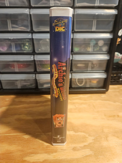 Archie's Weird Mysteries - Archie and the Riverdale Vampires VHS