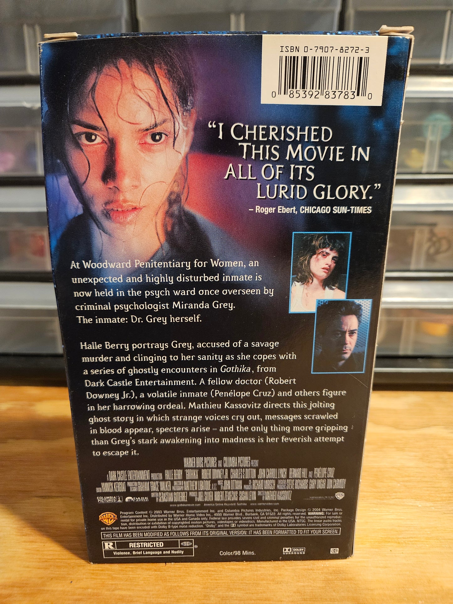 Gothika VHS, Horror/Suspense, Halle Berry, Robert Downey Jr., Penelope Cruz