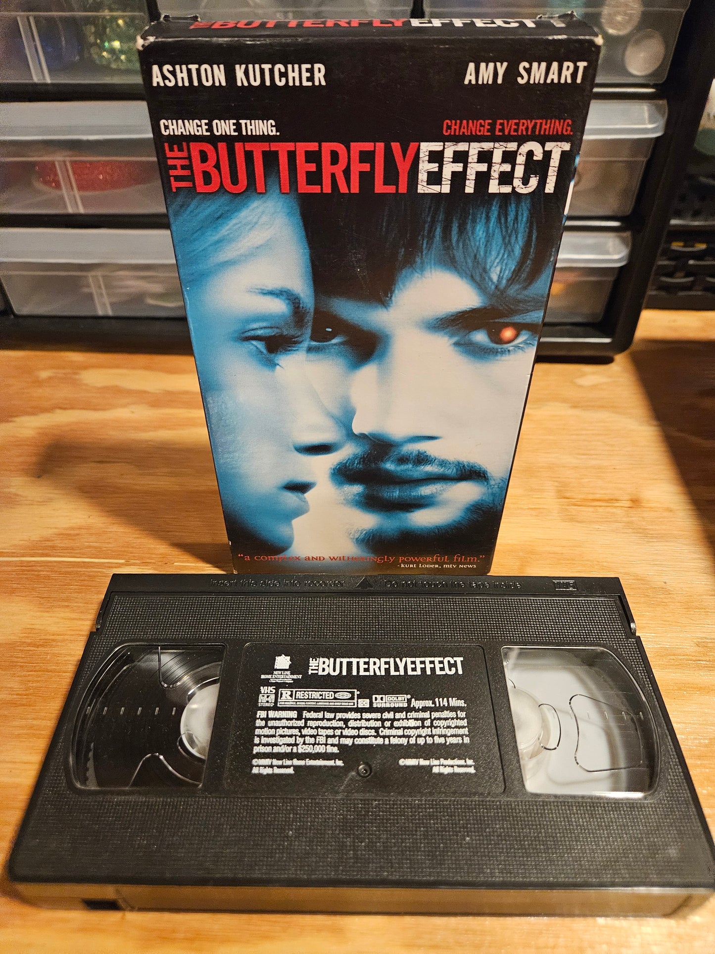 The Butterfly Effect VHS, Thriller, Ashton Kutcher, Amy Smart