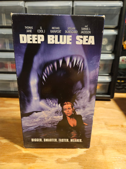 Deep Blue Sea VHS, Suspense Thriller