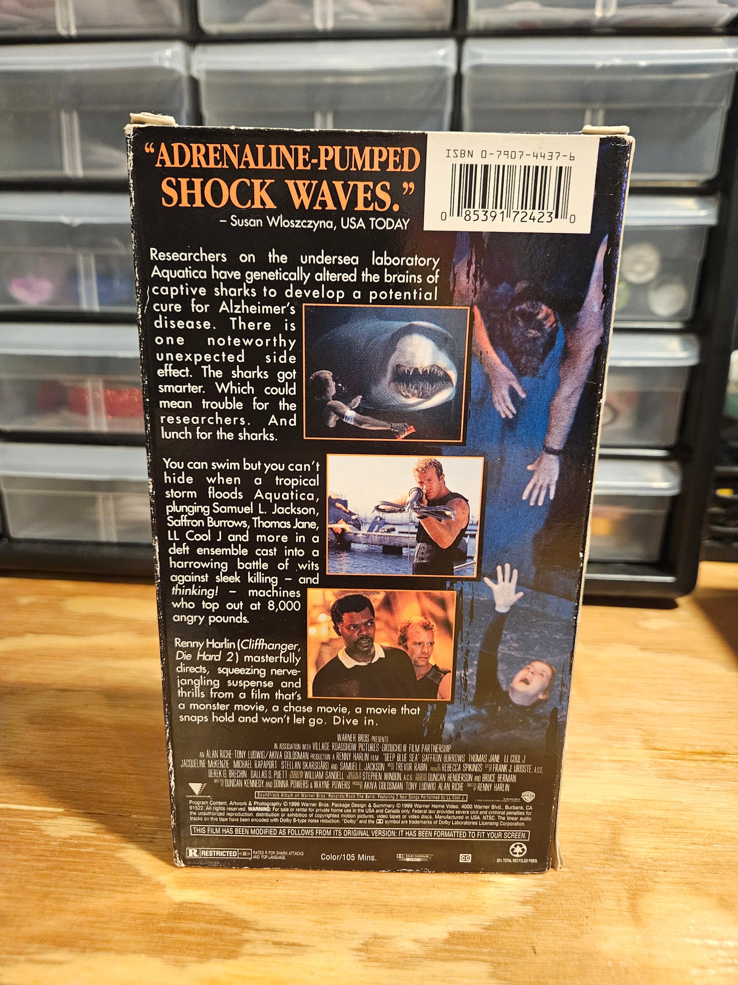 Deep Blue Sea VHS, Suspense Thriller