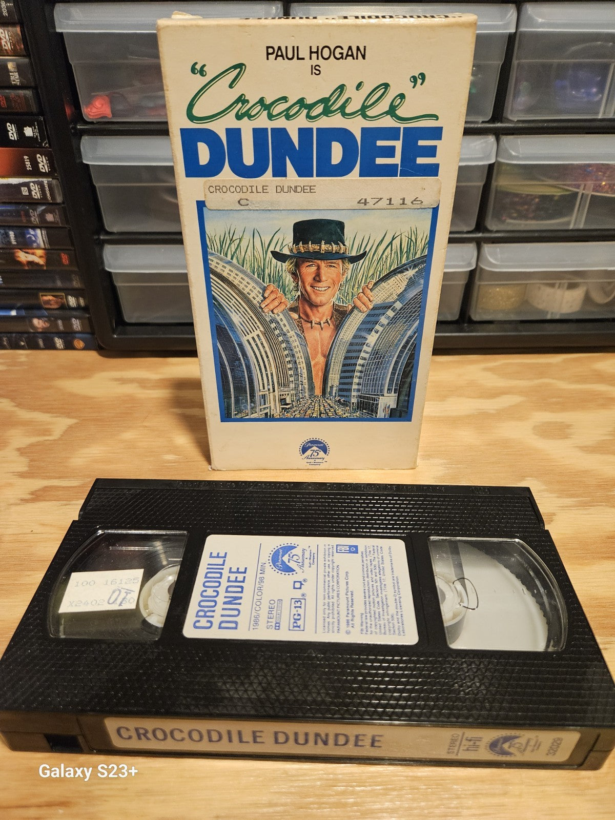 Crocodile Dundee & Crocodile Dundee in Los Angeles VHS Set Paul Hogan, Paramount