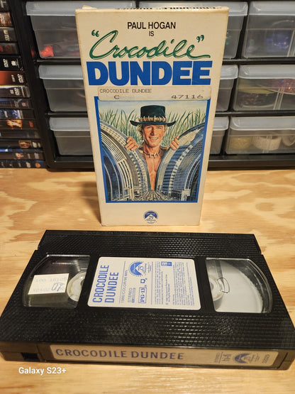 Crocodile Dundee & Crocodile Dundee in Los Angeles VHS Set Paul Hogan, Paramount